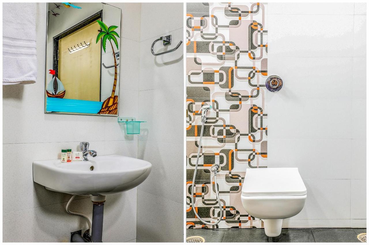 Oyo 16155 Hotel Dcm Grand Vijayawada Ngoại thất bức ảnh